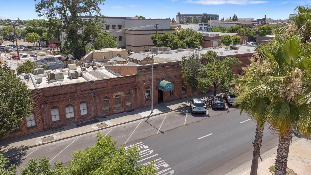 417 Center Avenue - Photo 1