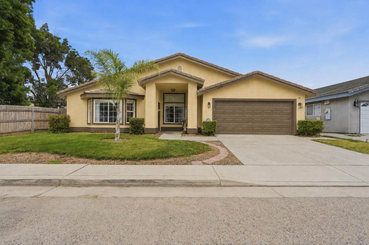 1050 Sumter Court - Photo 1