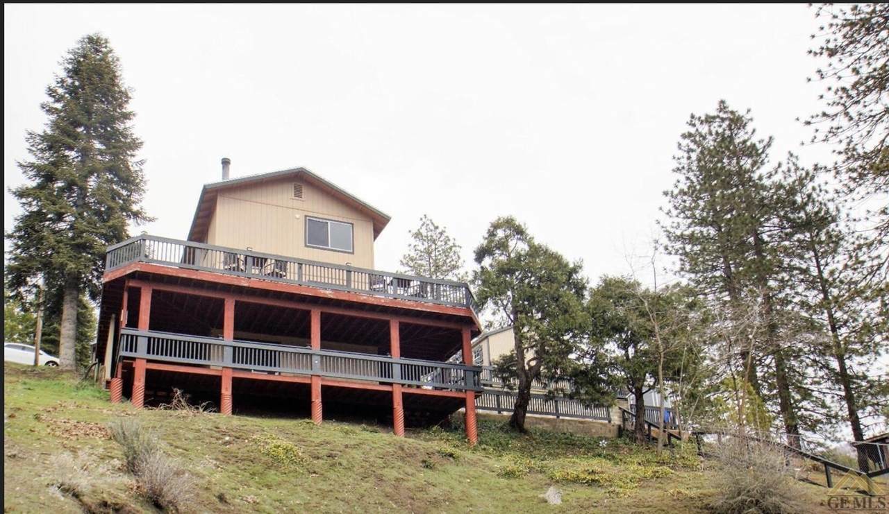 45766 Carlin Drive - Photo 1