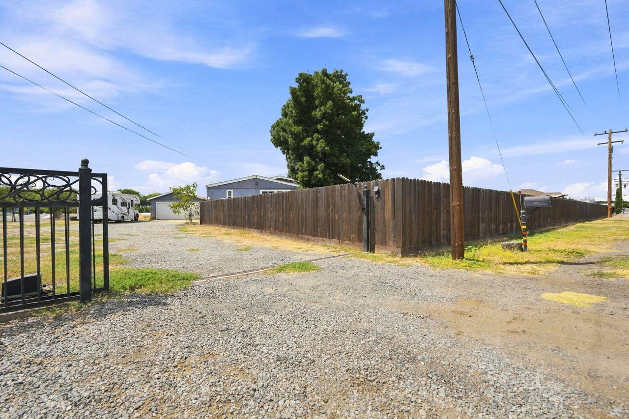 https://bt-photos.global.ssl.fastly.net/tulare/1280_boomver_1_243581-2.jpg