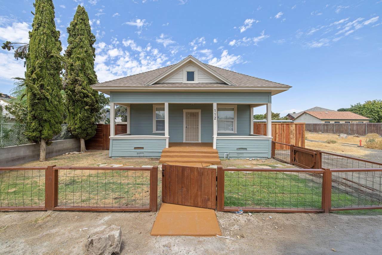 112 Irwin Court - Photo 1