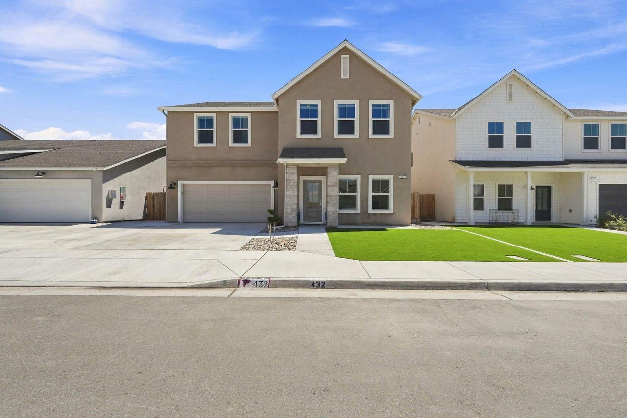 432 University Drive - Photo 1
