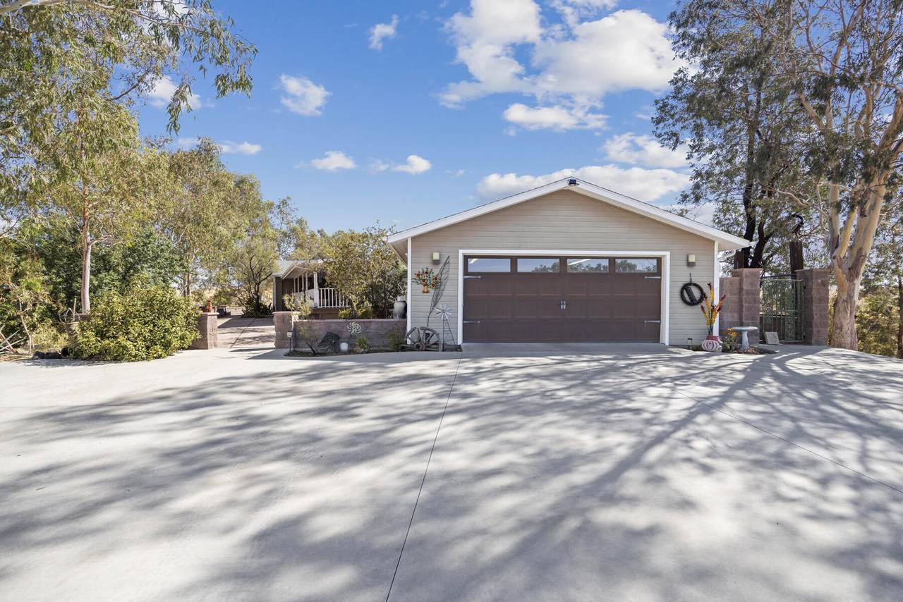 801 5th Avenue - Photo 1