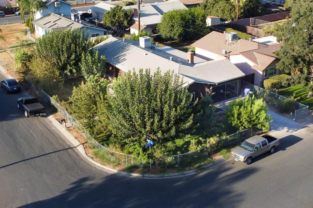 460 Walch Street - Photo 1