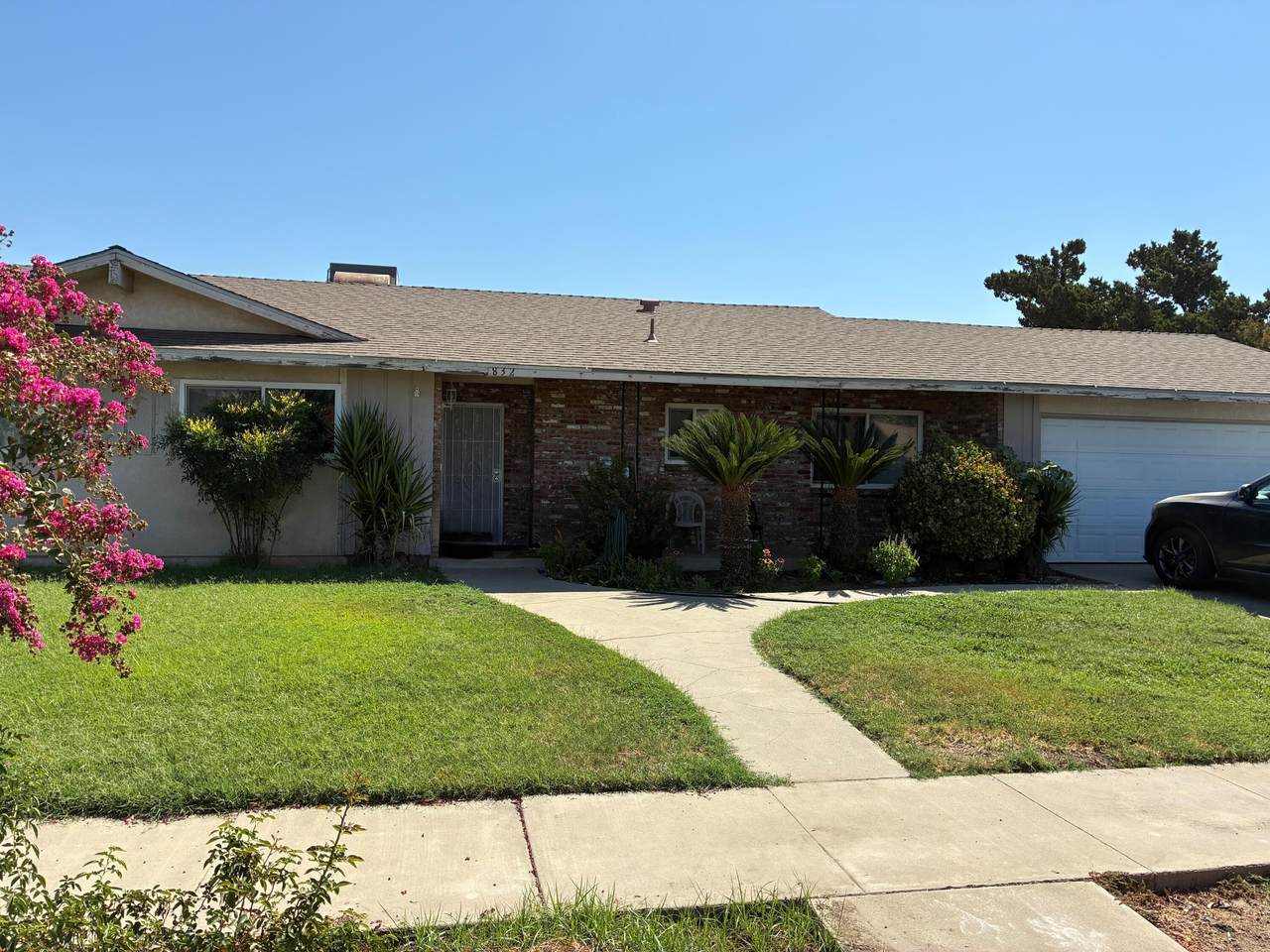 832 Arbor Drive - Photo 1