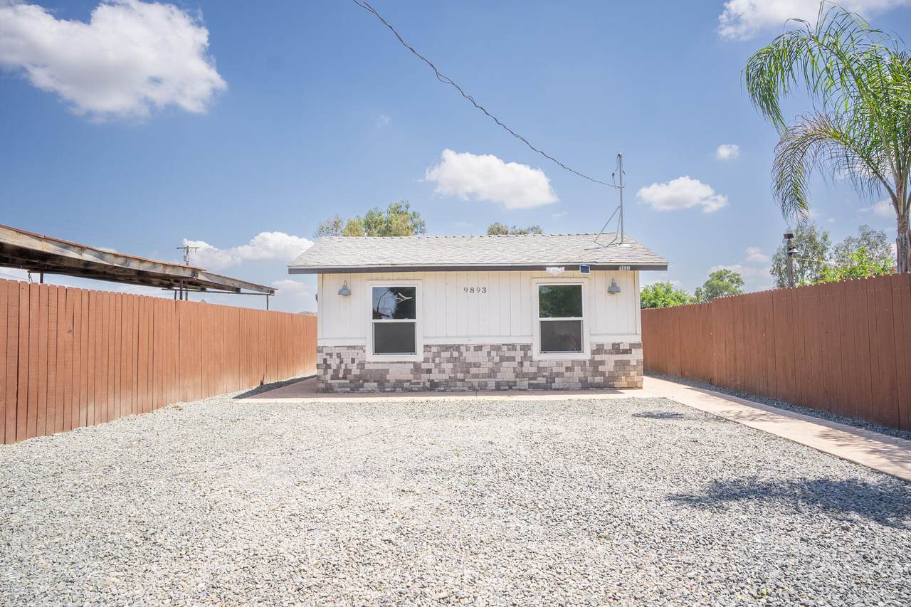 9893 Vista Avenue - Photo 1