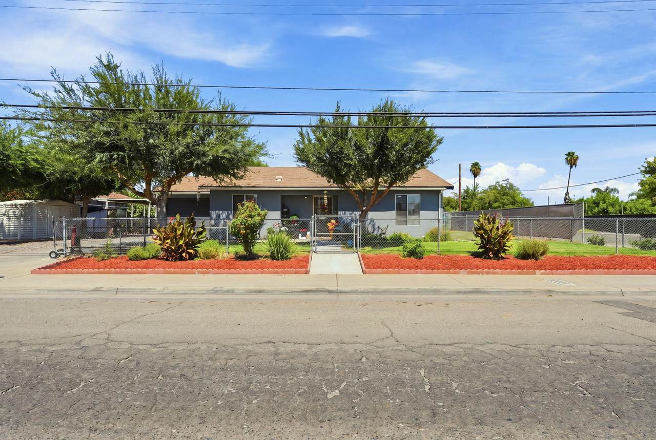1208 South Avenue - Photo 1
