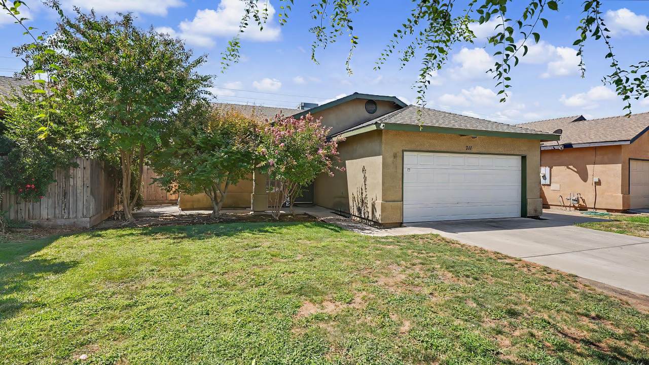 711 Anissa Street - Photo 1