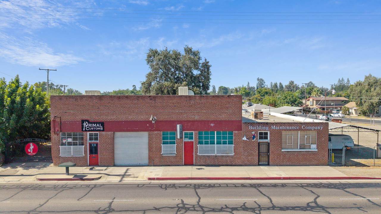1417 Murray Avenue - Photo 1