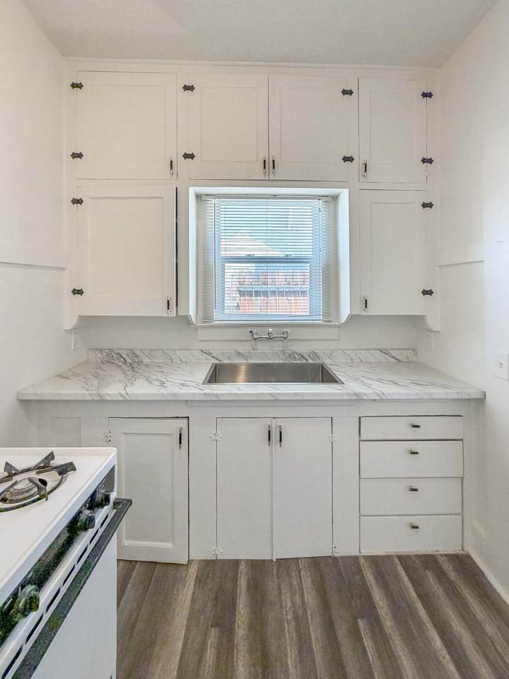 237 C Street - Photo 1