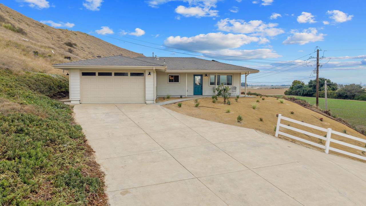 761 Riverside Road - Photo 1