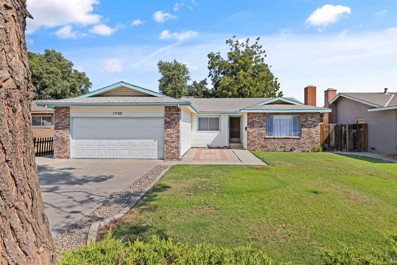 1700 La Vida Avenue - Photo 1