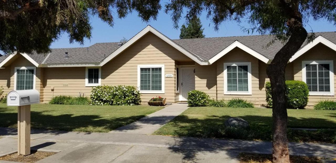 1200 Laspina Street - Photo 1