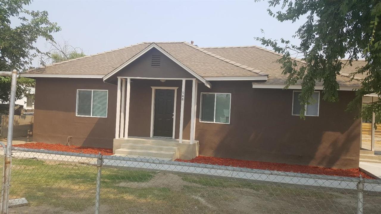648 Maple - Photo 1