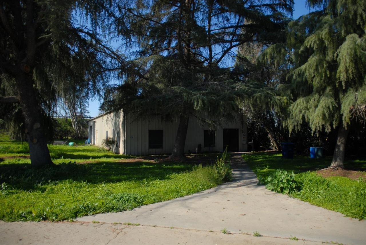 29585 Road 164 - Photo 1