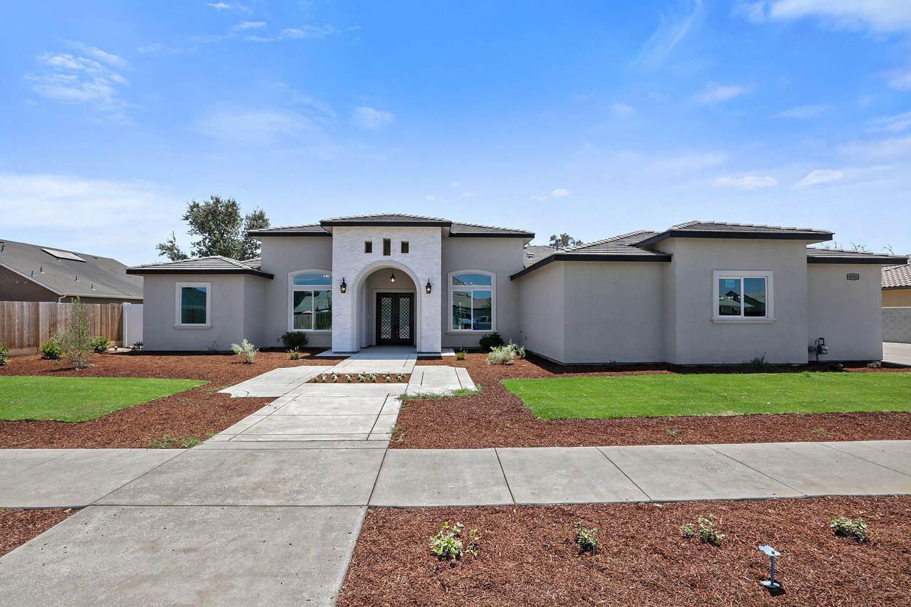 4331 Modoc Avenue - Photo 1