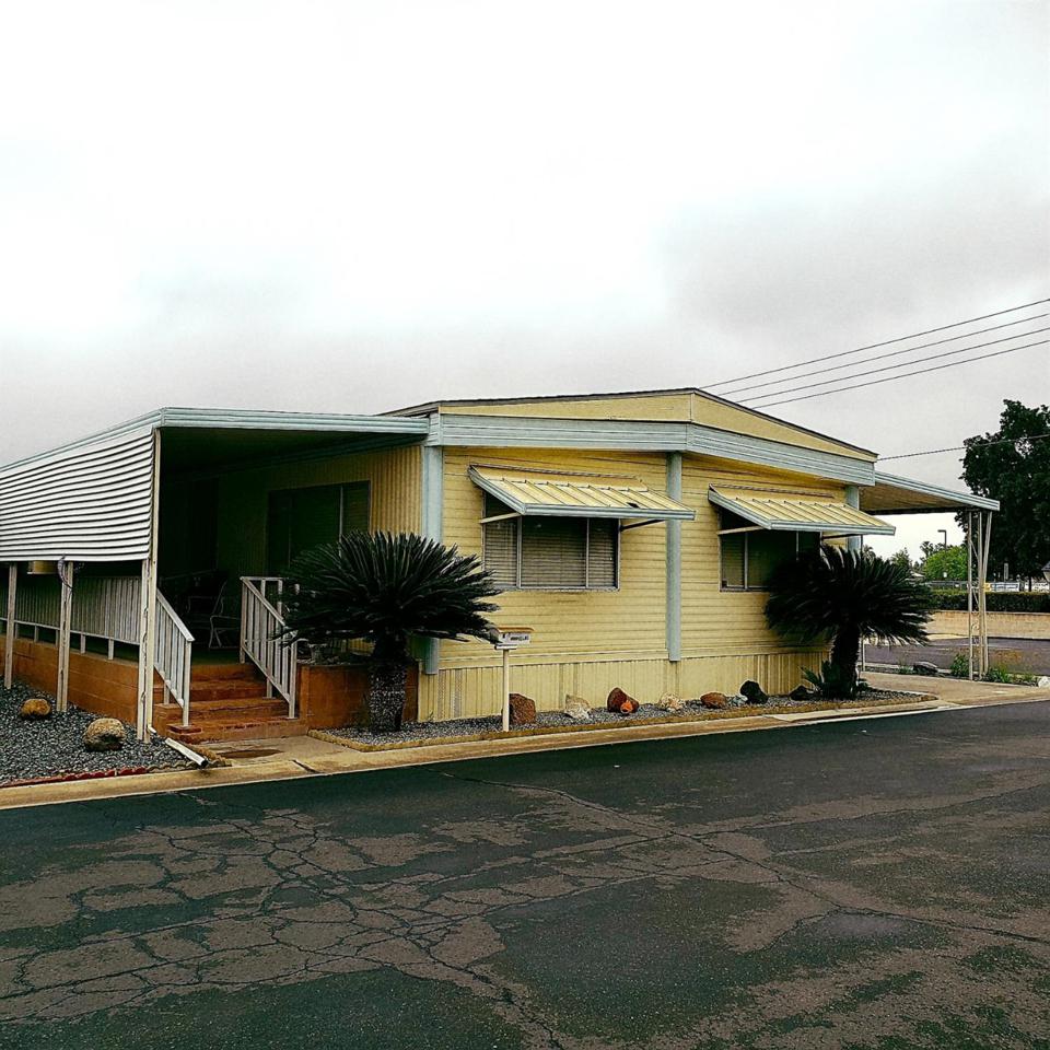 225 Akers Street - Photo 1