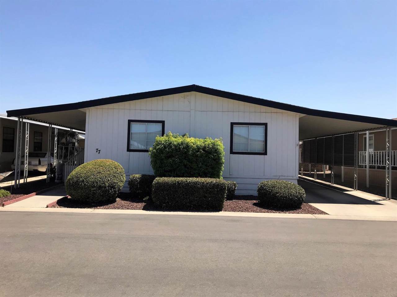 2459 Oaks Street - Photo 1