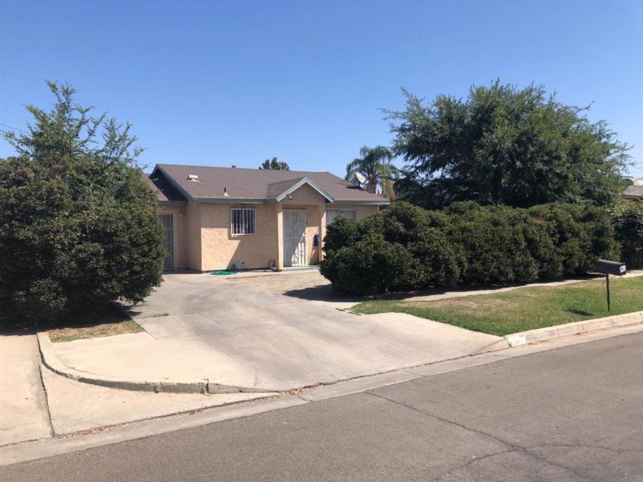 930 King Avenue - Photo 1