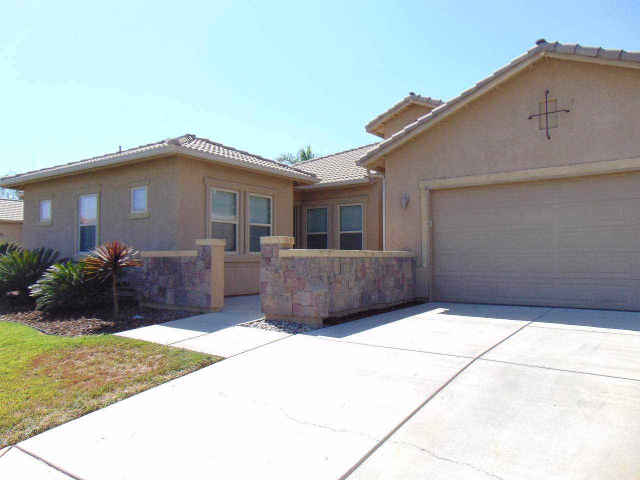 771 American Avenue - Photo 1