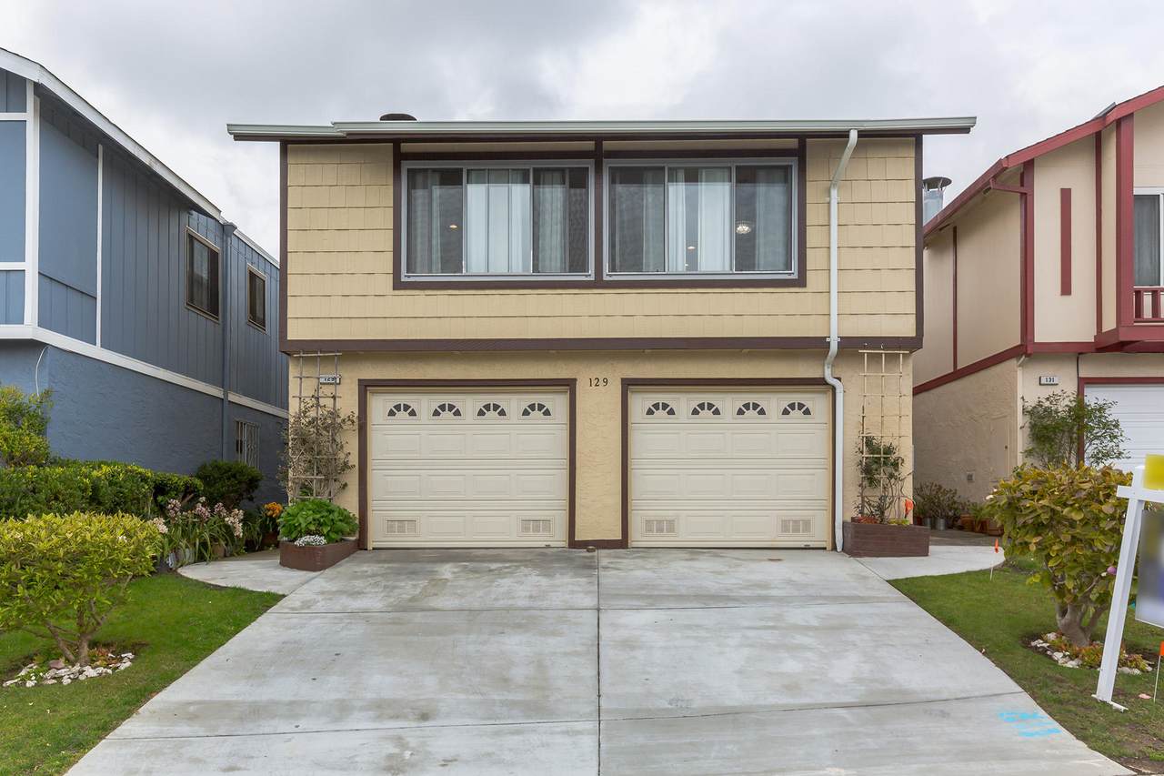 129 Lycett Circle - Photo 1