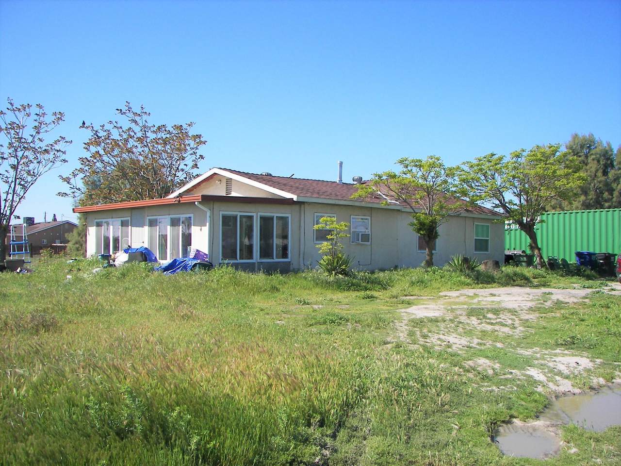 435 James Avenue - Photo 1