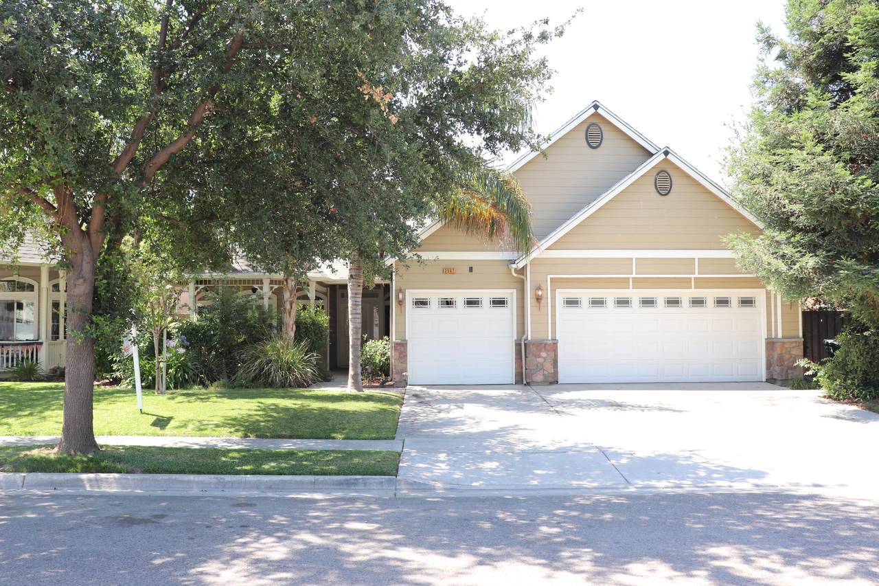 2567 Trapper Springs Avenue - Photo 1