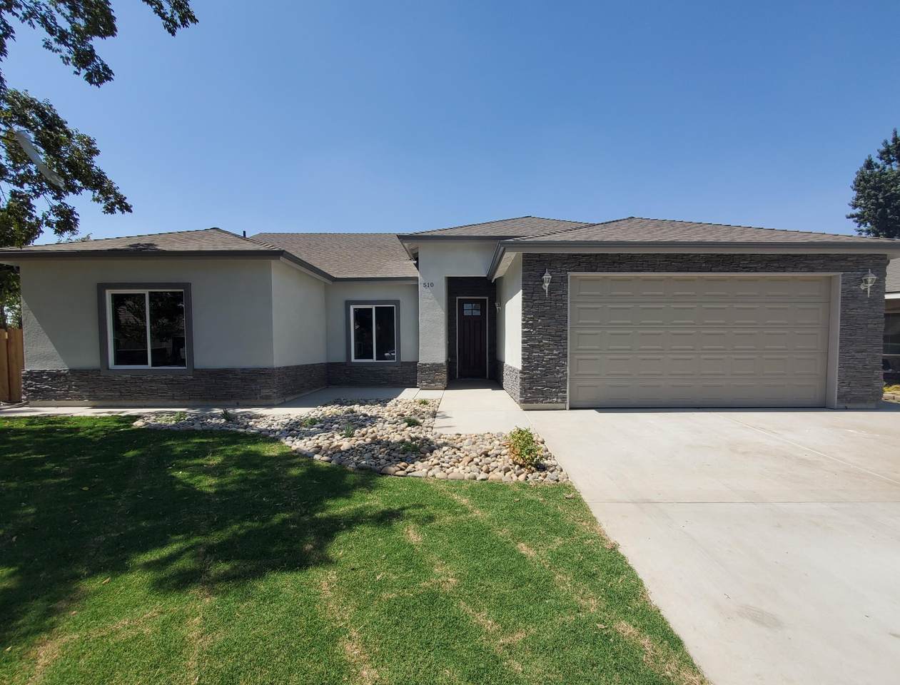510 Ferguson Court - Photo 1