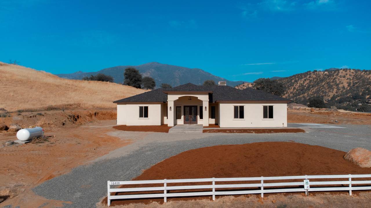 16404 Winchester Drive - Photo 1