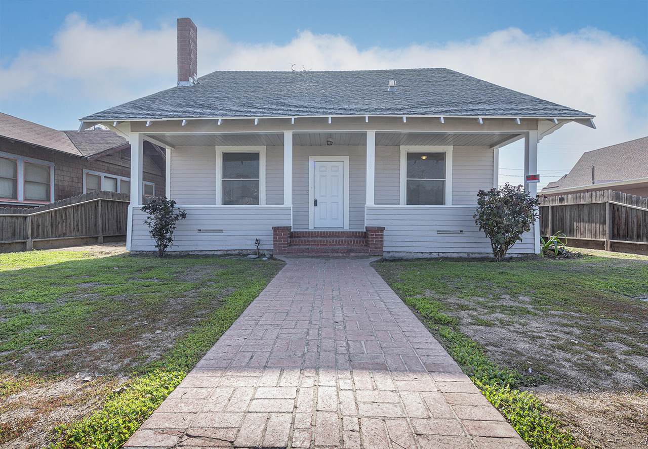 119 11th Street - Photo 1