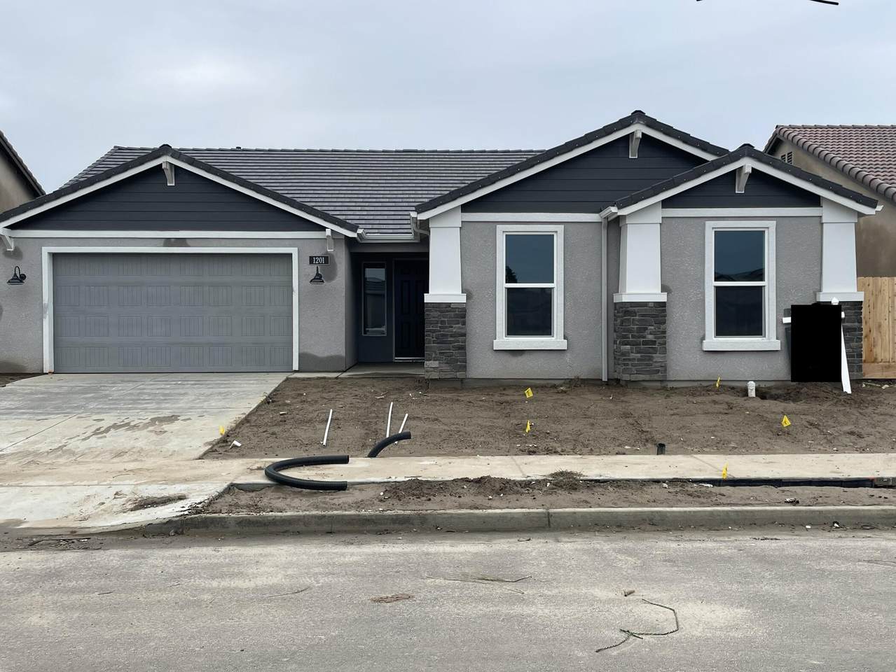 1201 Seeger - Photo 1