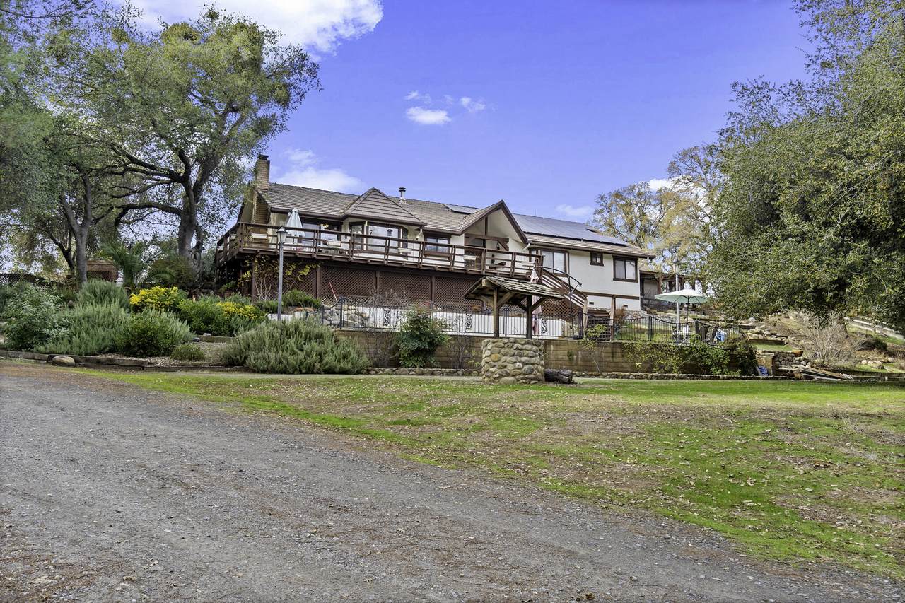 40590 Harris Road - Photo 1