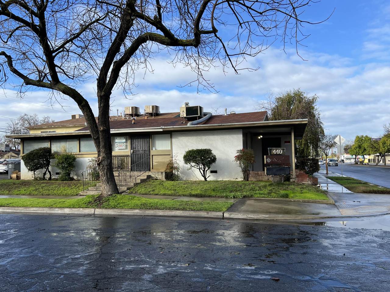 440 Shields Avenue - Photo 1