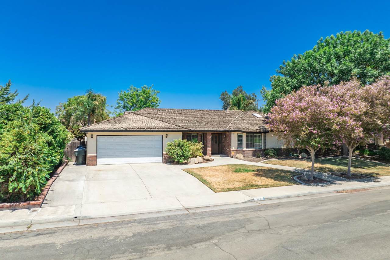 124 Sherwood Drive - Photo 1