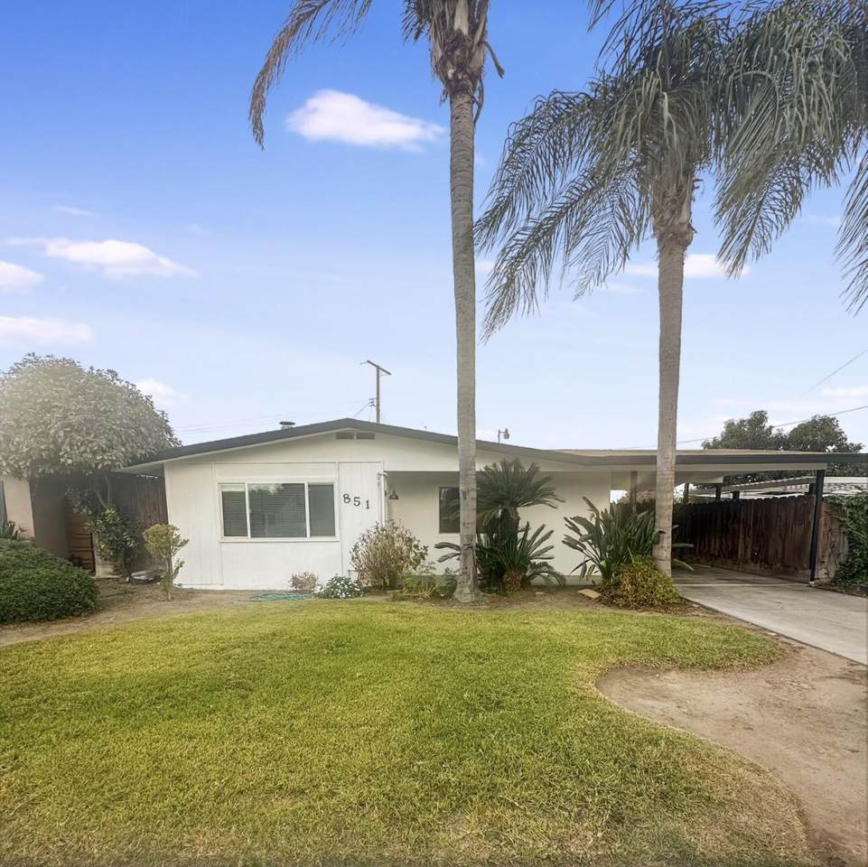 851 E Street - Photo 1