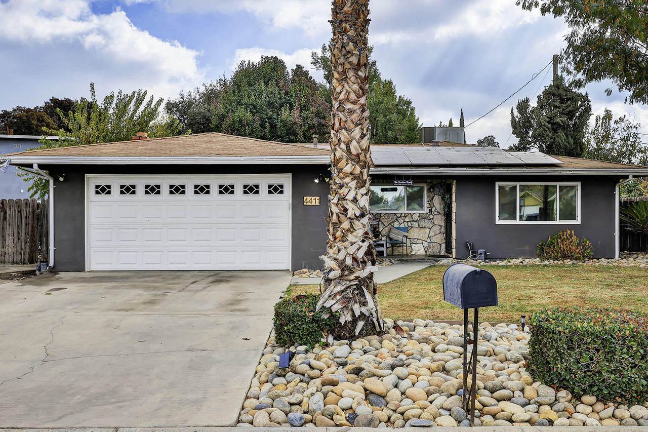 4411 Crowley Avenue - Photo 1