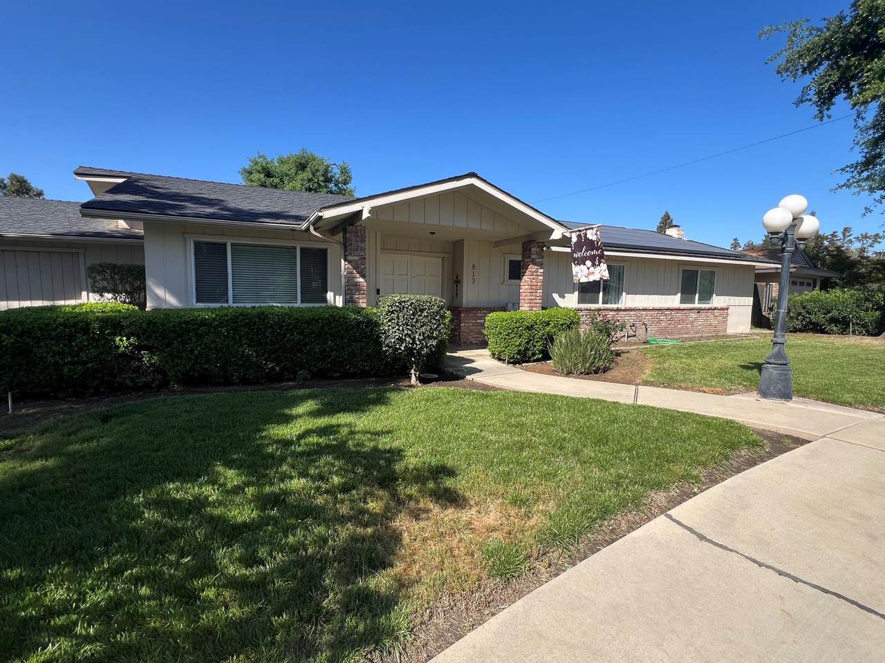 813 Dickran Drive - Photo 1