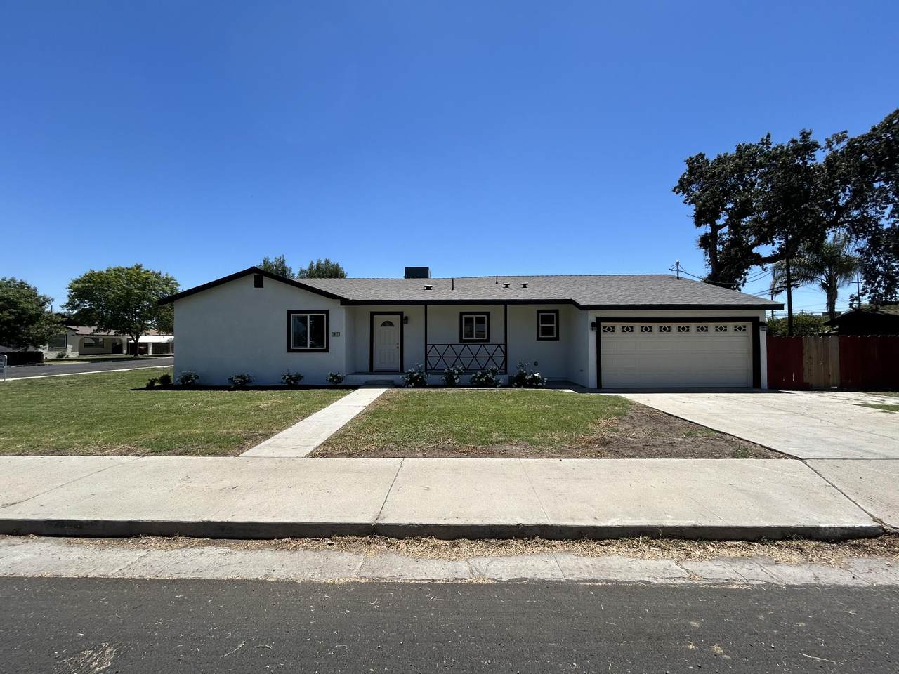 1901 Patterson Avenue - Photo 1