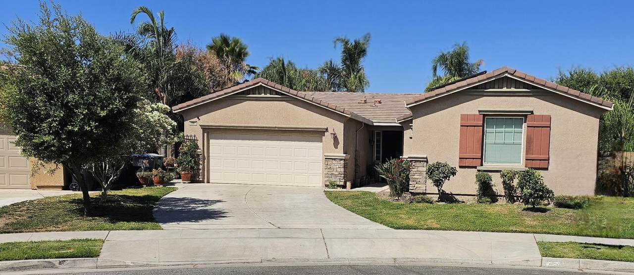4231 Clinton Court - Photo 1