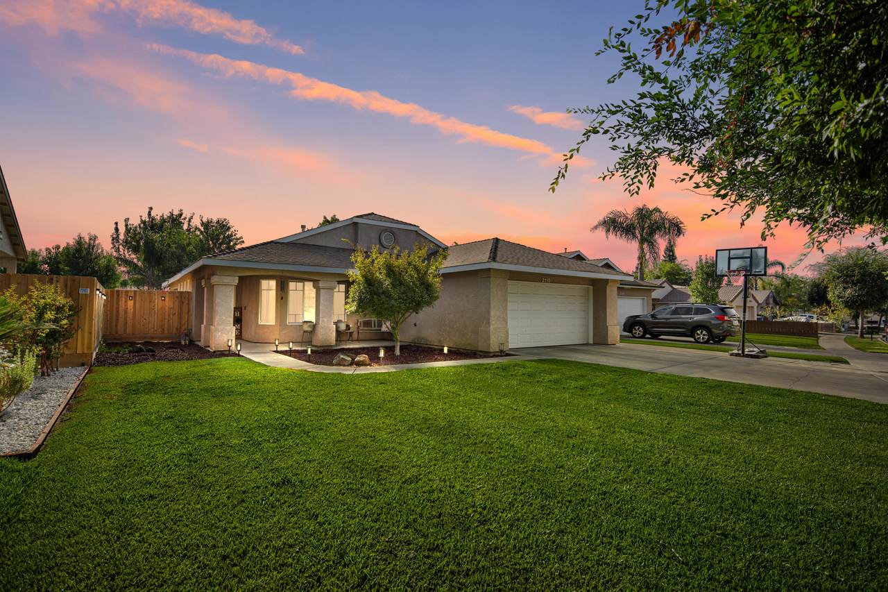 2110 Stevens Avenue - Photo 1