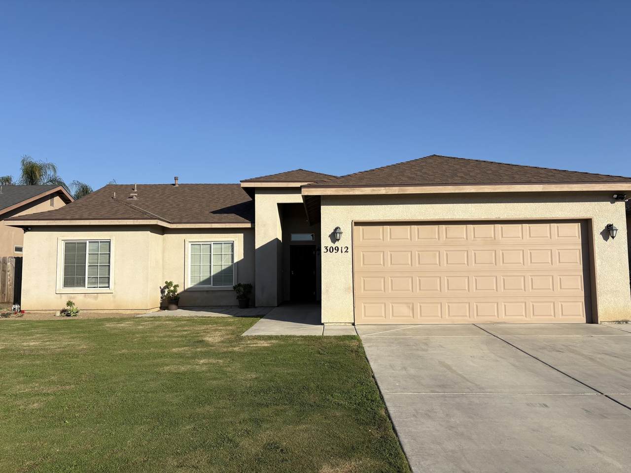 30912 Tadpole Street - Photo 1