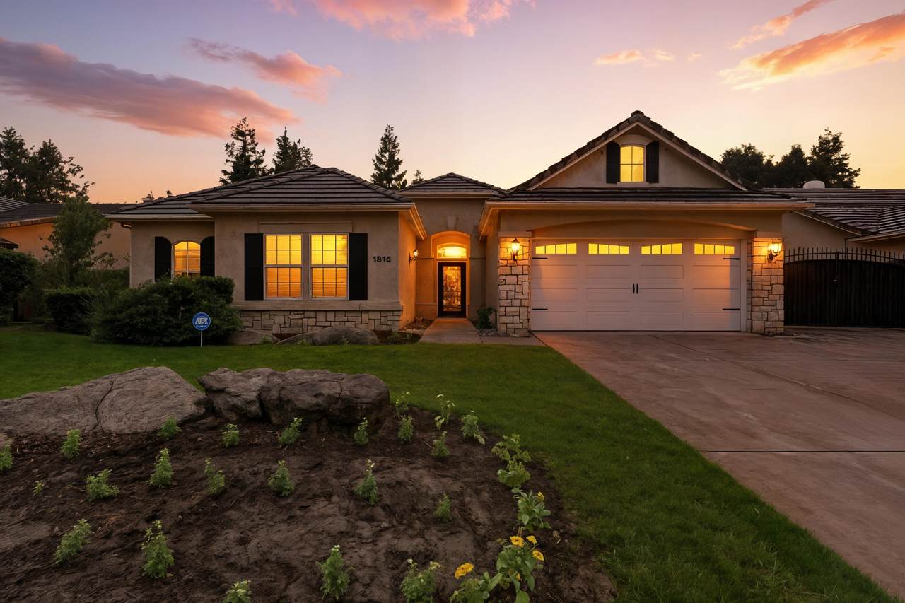 1915 Peppertree Street - Photo 1