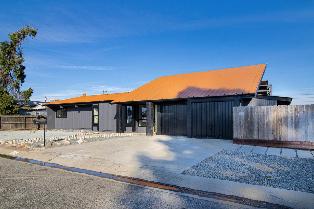 1812 Bardo Street - Photo 1