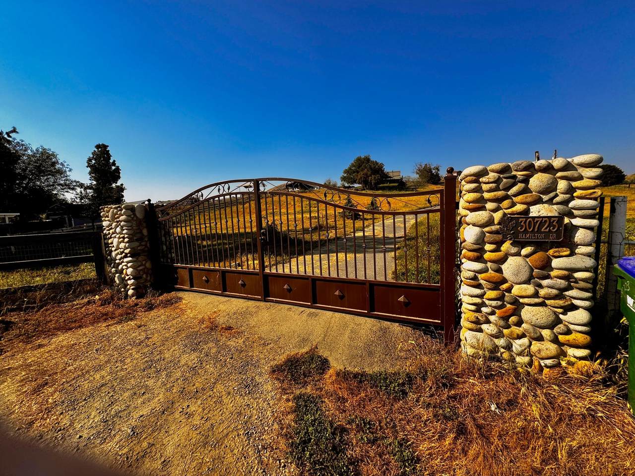 https://bt-photos.global.ssl.fastly.net/tulare/1280_boomver_2_240511-2.jpg