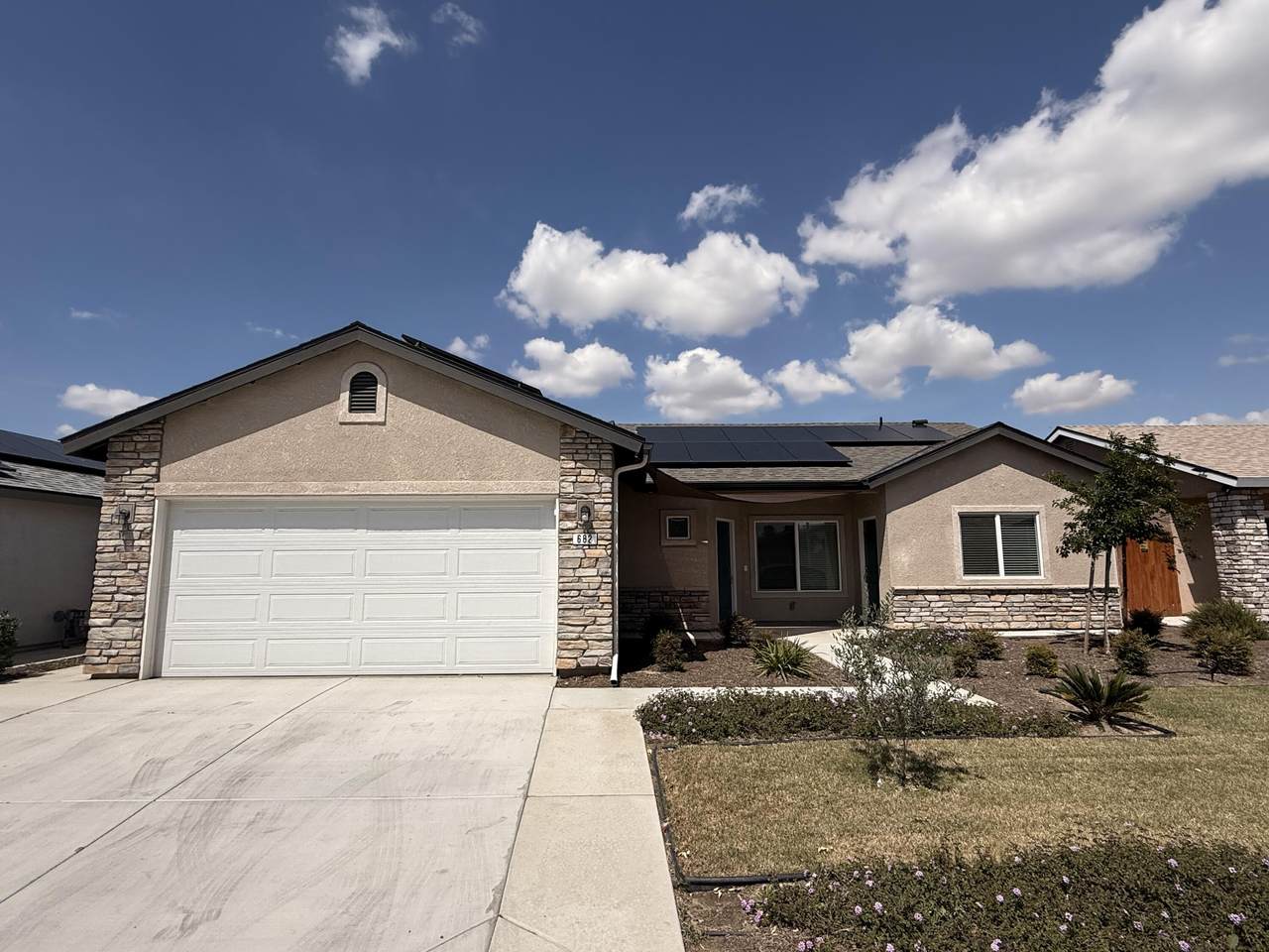 682 Pin Oak Avenue - Photo 1