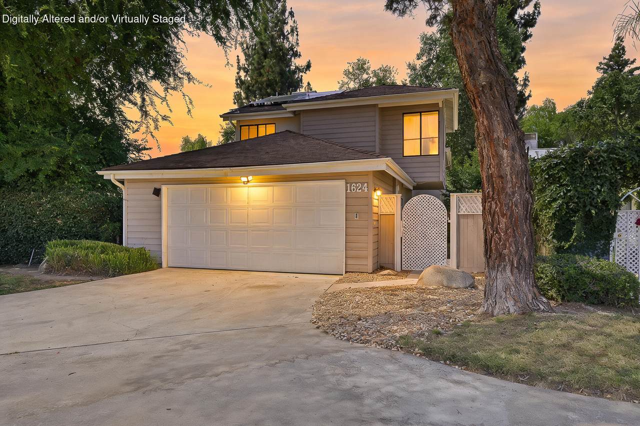 1624 Castleview Drive - Photo 1