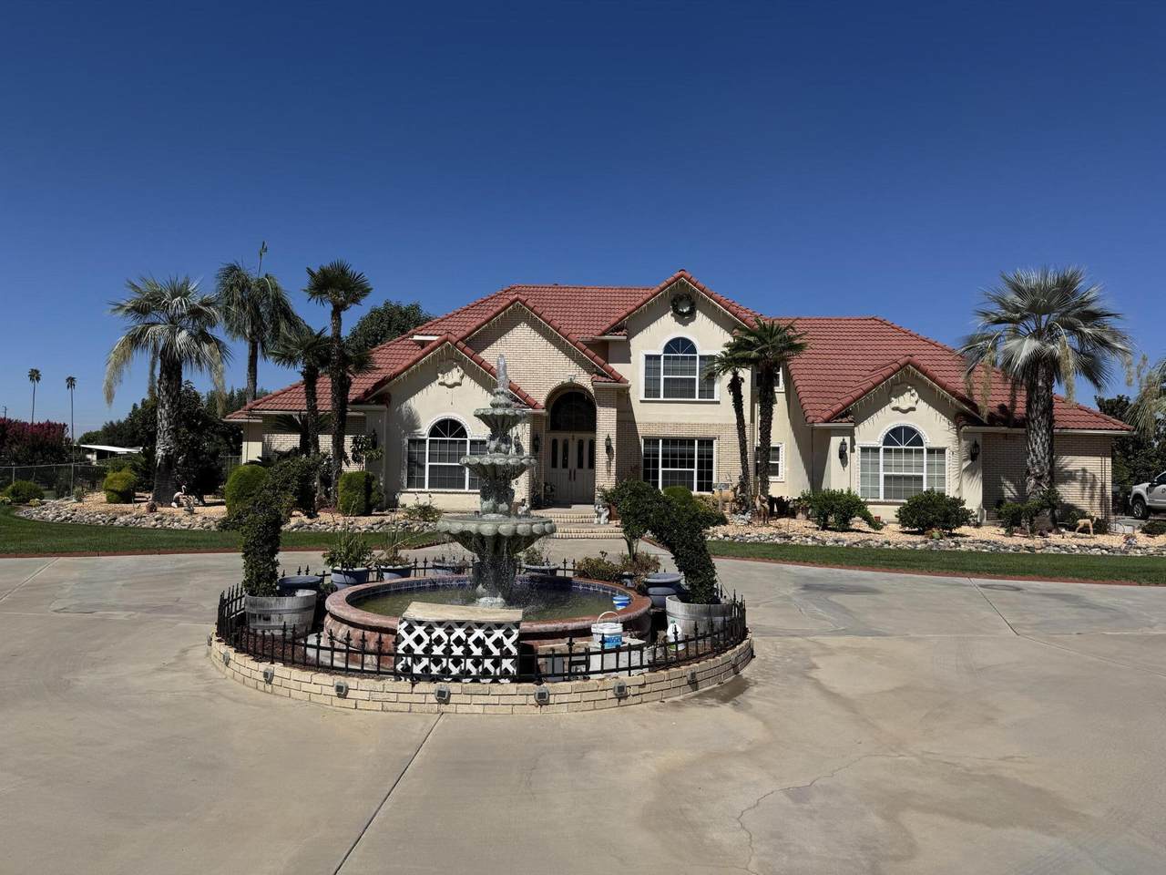 17485 Dillon Court - Photo 1