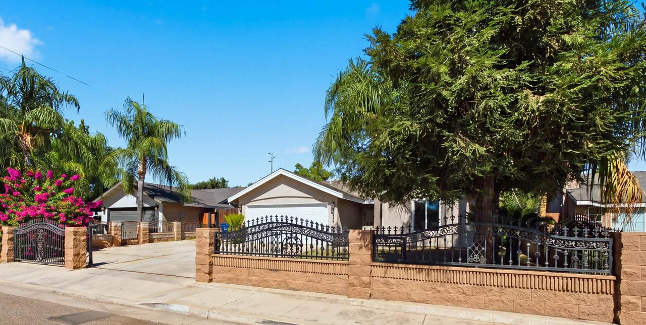1646 Hartley Avenue - Photo 1