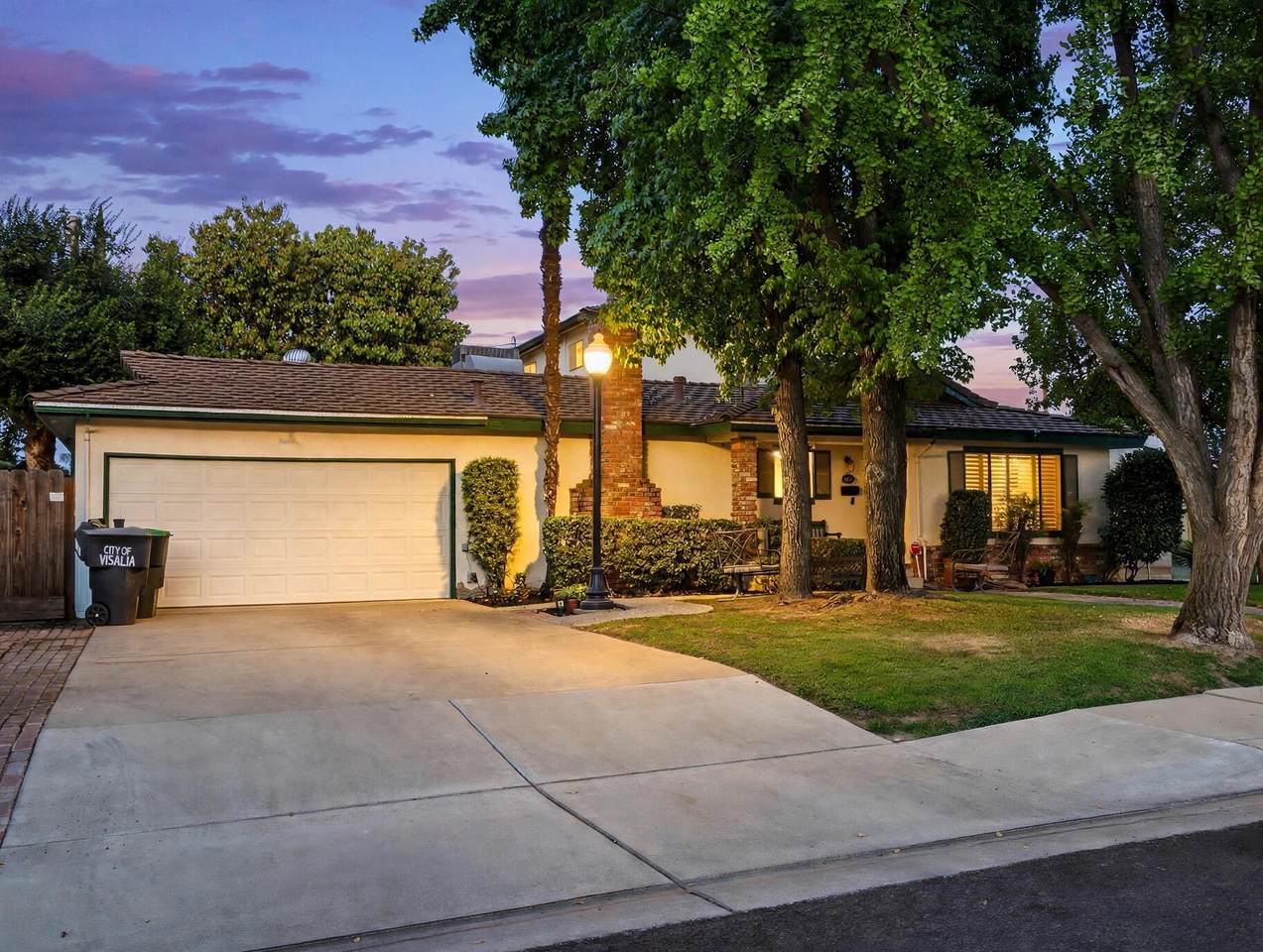 1620 Johnson Street - Photo 1