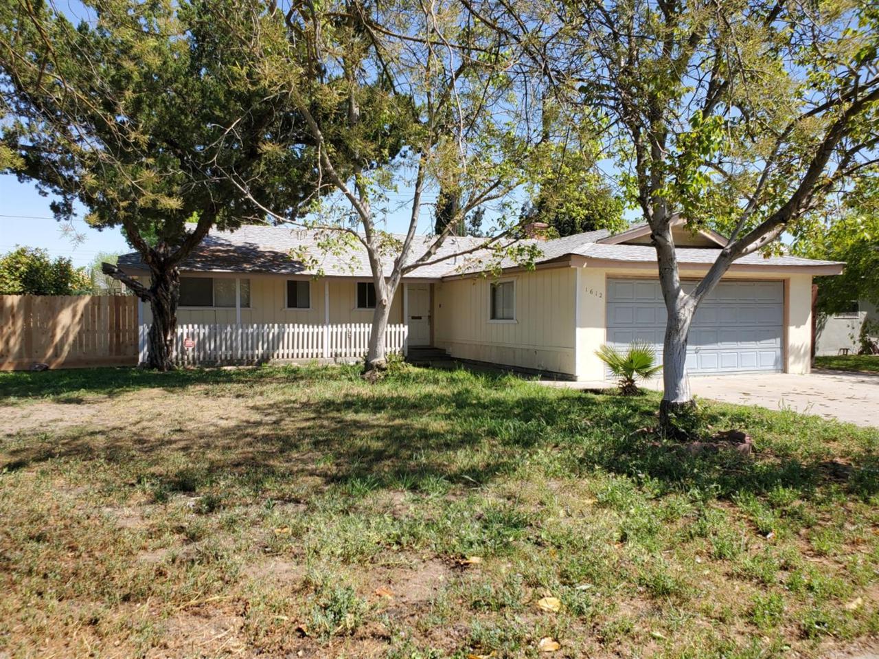 1612 Michael Court - Photo 1